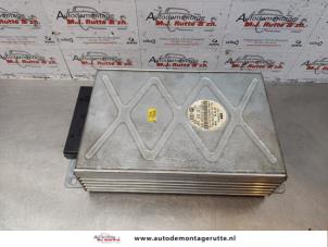 O176981 Gebruikte radio versterker Audi A6