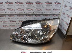 O176996 Gebruikte koplamp links Hyundai Getz