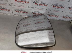O177000 Gebruikte spiegelglas links Mercedes Vito
