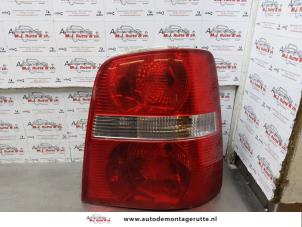 O177002 Gebruikte achterlicht rechts Volkswagen Touran
