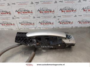 O177057 Gebruikte deurgreep 4deurs links-voor Volkswagen Polo