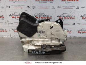 O177061 Gebruikte portierslot mechaniek 4deurs rechts-voor Volkswagen Polo