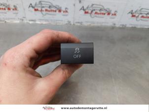 O177063 Gebruikte esp schakelaar Volkswagen Polo
