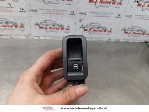 O177065 Gebruikte elektrisch raam schakelaar Volkswagen Polo