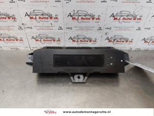 O177083 Gebruikte klok (tijd) Renault Twingo