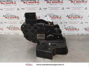 O177089 Gebruikte portierslot mechaniek 4deurs links-achter Landrover Range Rover