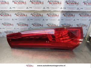 O177145 Gebruikte achterlicht links Kia Cee'D
