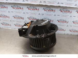 O177158 Gebruikte kachel ventilatiemotor Skoda Octavia