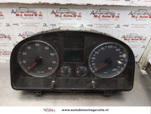 O177248 Gebruikte tellerklok Volkswagen Touran