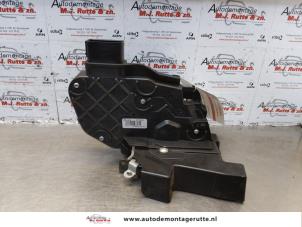O177280 Gebruikte deurslot mechaniek 2deurs links Volvo C30