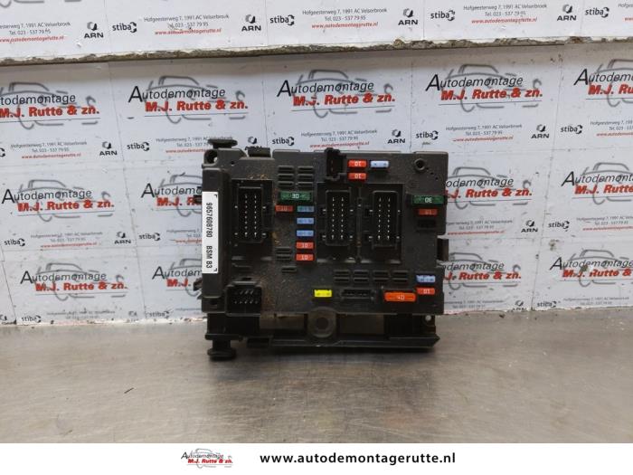 Gebruikte Zekeringkast Peugeot 206 O177326
