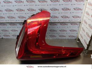 O177334 Gebruikte achterlicht links Volvo V40