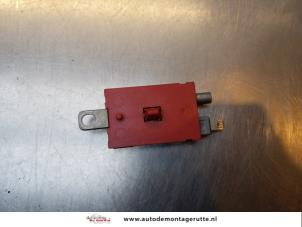 O177342 Gebruikte antenne versterker Volvo V40