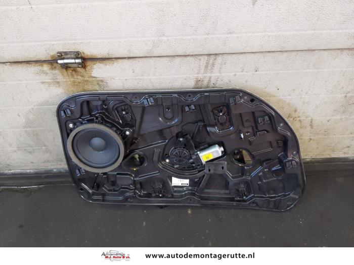 Gebruikte Ruitmechaniek 4Deurs links-voor Volvo V40 O177390