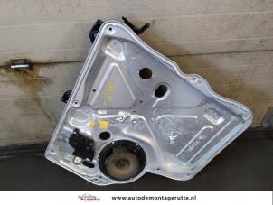 O177392 Gebruikte raammechaniek 2deurs rechts-voor Volkswagen Transporter