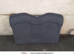 O177397 Gebruikte hoedenplank Volvo V40