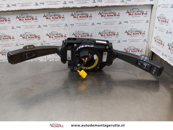 Gebruikte Stuurkolomschakelaar Volvo V40 O177435