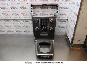 O177438 Gebruikte regelunit multi media Volvo V40
