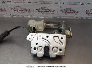 O177523 Gebruikte slotmechaniek achterklep Ford Mondeo