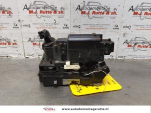 O177542 Gebruikte slotmechaniek portier 4deurs rechts-voor Dacia Lodgy