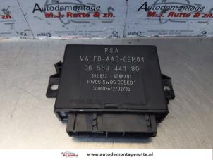 O177674 Gebruikte module pdc Citroen C4