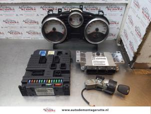 O177743 Gebruikte contactslot + computer Peugeot 207