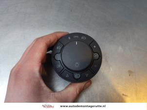 O177814 Gebruikte schakelaar licht Opel Corsa