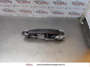 O177815 Gebruikte portiergreep 4deurs links-voor Skoda Fabia
