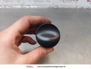 O177825 Gebruikte schakelaar elektrisch raam Smart Fortwo