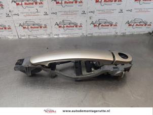 O177852 Gebruikte portiergreep 4deurs links-voor Skoda Superb