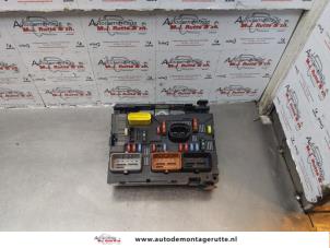 O177903 Gebruikte zekeringkast Peugeot 207