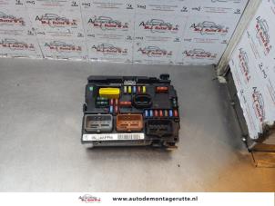 O177907 Gebruikte zekeringkast Peugeot 207