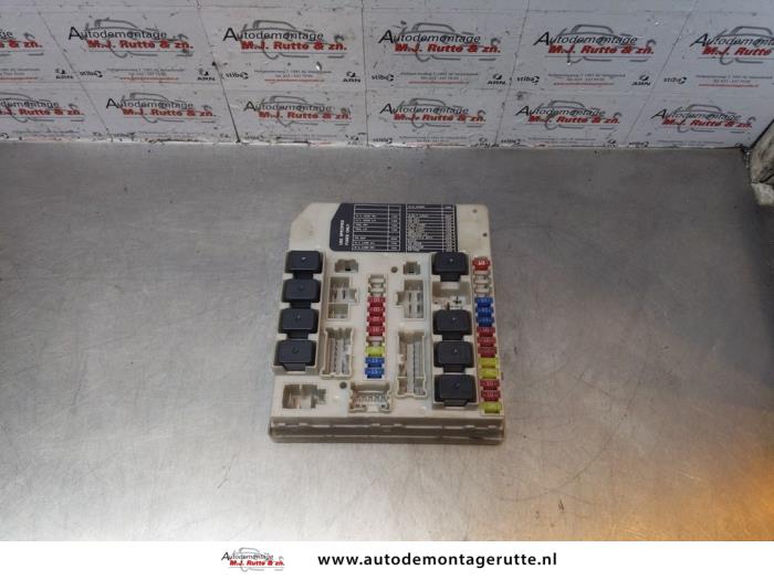 Gebruikte Zekeringkast Nissan Micra O177945