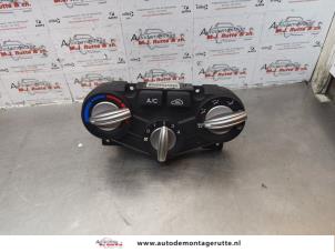 O178009 Gebruikte kachel bedieningspaneel Kia Rio