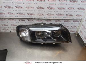 O178089 Gebruikte rechter koplamp Volvo S80