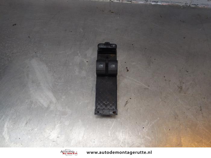 Gebruikte Combischakelaar ramen Volkswagen Golf O178098