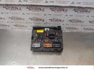 O178104 Gebruikte zekeringkast Citroen C2
