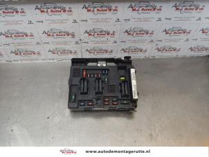 O178105 Gebruikte zekeringkast Peugeot Partner