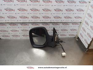 O178109 Gebruikte spiegel buiten links Peugeot Partner