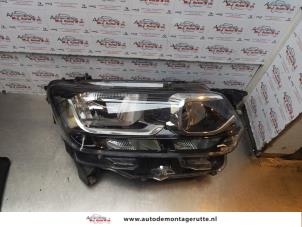O178115 Gebruikte rechter koplamp Citroen Berlingo