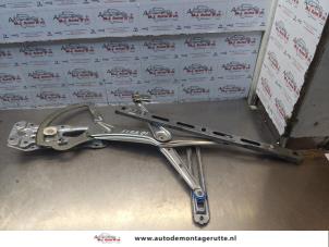 O178140 Gebruikte ruitmechaniek 2deurs links-voor Mercedes CLK