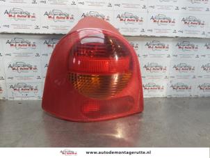 O178159 Gebruikte achterlicht links Renault Twingo