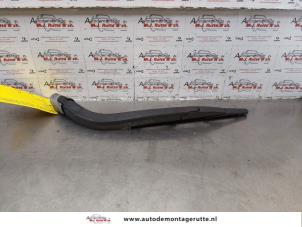 O178252 Gebruikte ruitenwisserarm achter Suzuki Alto