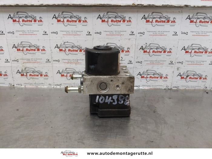 Gebruikte ABS Pomp Suzuki Alto O178257