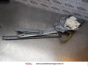 O178267 Gebruikte raammechaniek 4deurs rechts-voor Toyota Avensis