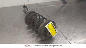 O178416 Gebruikte schokdemperpoot links-voor Peugeot 206