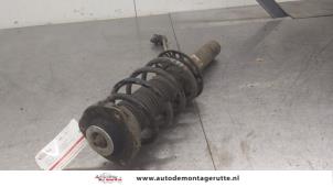 O178423 Gebruikte voorpoot rechts Audi A3