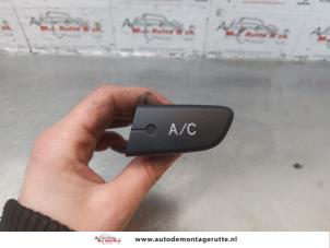 O178462 Gebruikte airco schakelaar Toyota Aygo