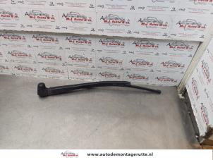 O178507 Gebruikte ruitenwisserarm achter BMW 1-Serie