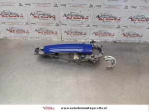 O178614 Gebruikte portiergreep 4deurs links-voor Skoda Fabia